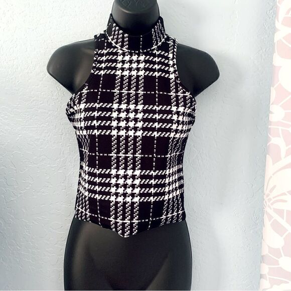 SHEIN Black & White Plaid Mock Neck Crop Tank Top Size Small - Picture 1 of 7